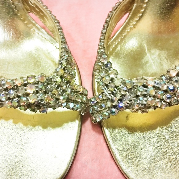 Nina - Picture 5 of 8